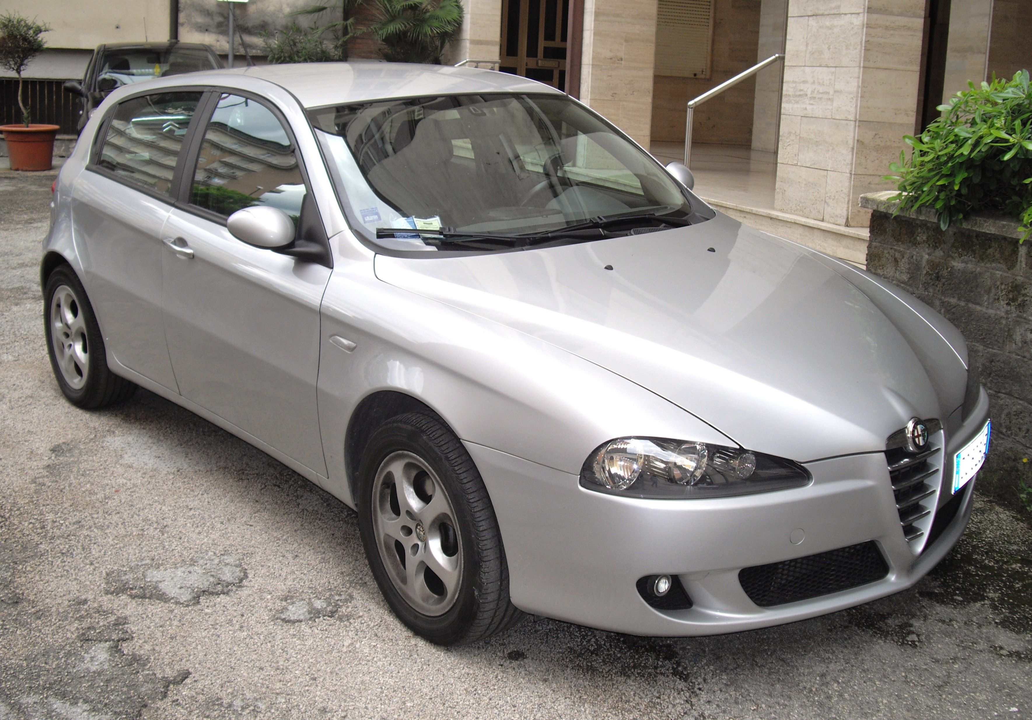 Размер колёс на Alfa Romeo 147 2008 Подбор шин на Alfa Romeo 147 2008