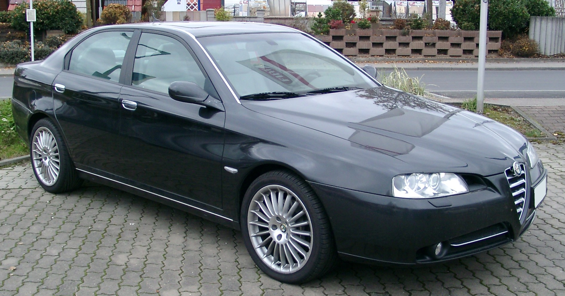 Размер колёс на Alfa Romeo 166 2003 Подбор шин на Alfa Romeo 166 2003