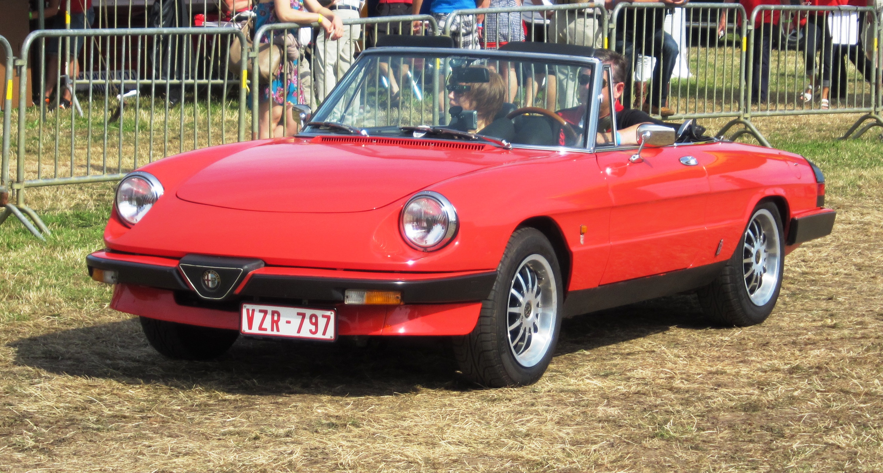Размер колёс на Alfa Romeo Spider 1985 Подбор шин на Alfa Romeo Spider 1985