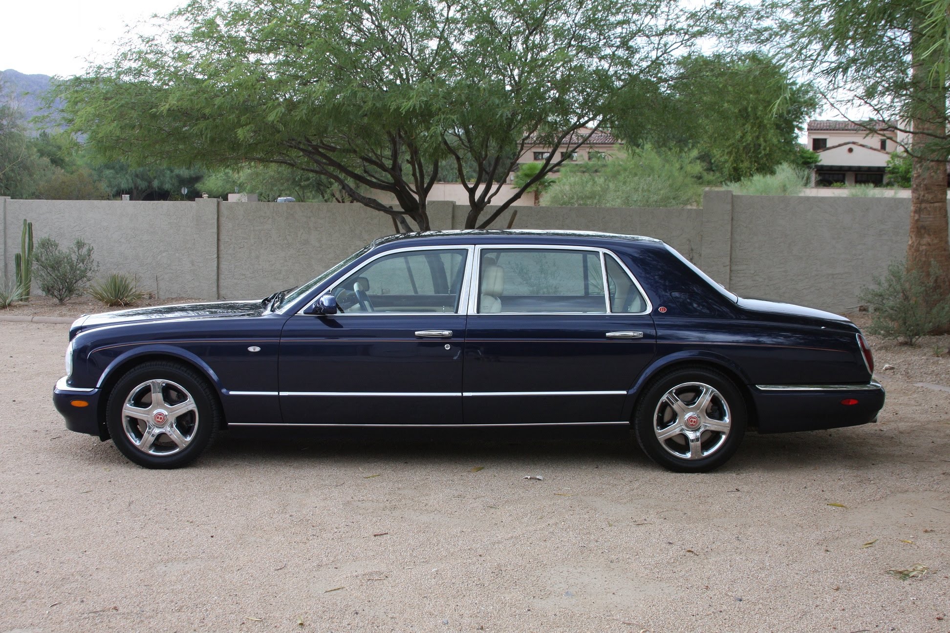 Размер колёс на Bentley Arnage 2002 Подбор шин на Bentley Arnage 2002