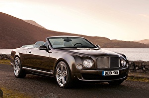 Размер колёс на Bentley Azure 2013 Подбор шин на Bentley Azure 2013