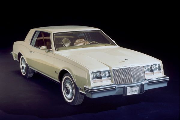 Размер колёс на Buick Riviera 1983 Подбор шин на Buick Riviera 1983