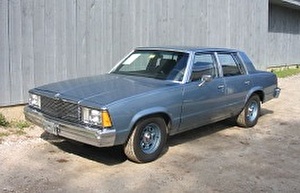 Размер колёс на Chevrolet Malibu 1983 Подбор шин на Chevrolet Malibu 1983