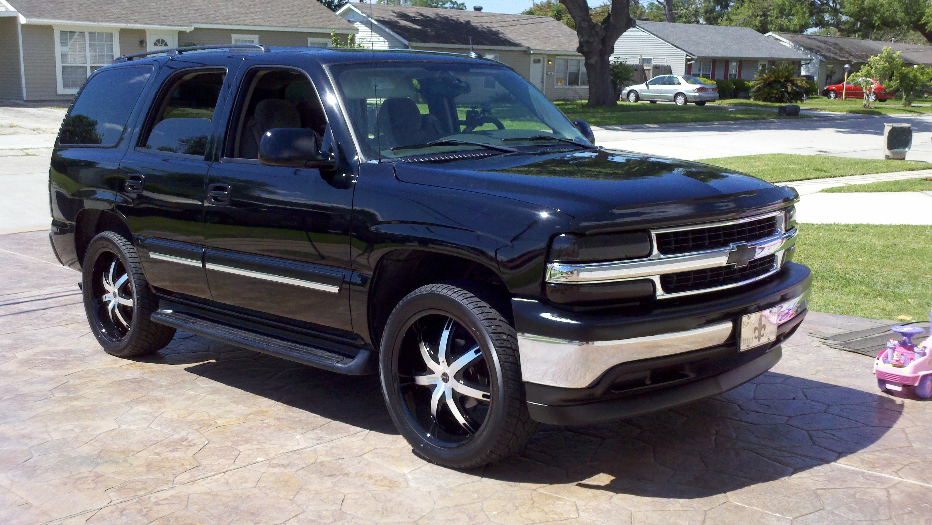 Размер колёс на Chevrolet Tahoe 2005 Подбор шин на Chevrolet Tahoe 2005