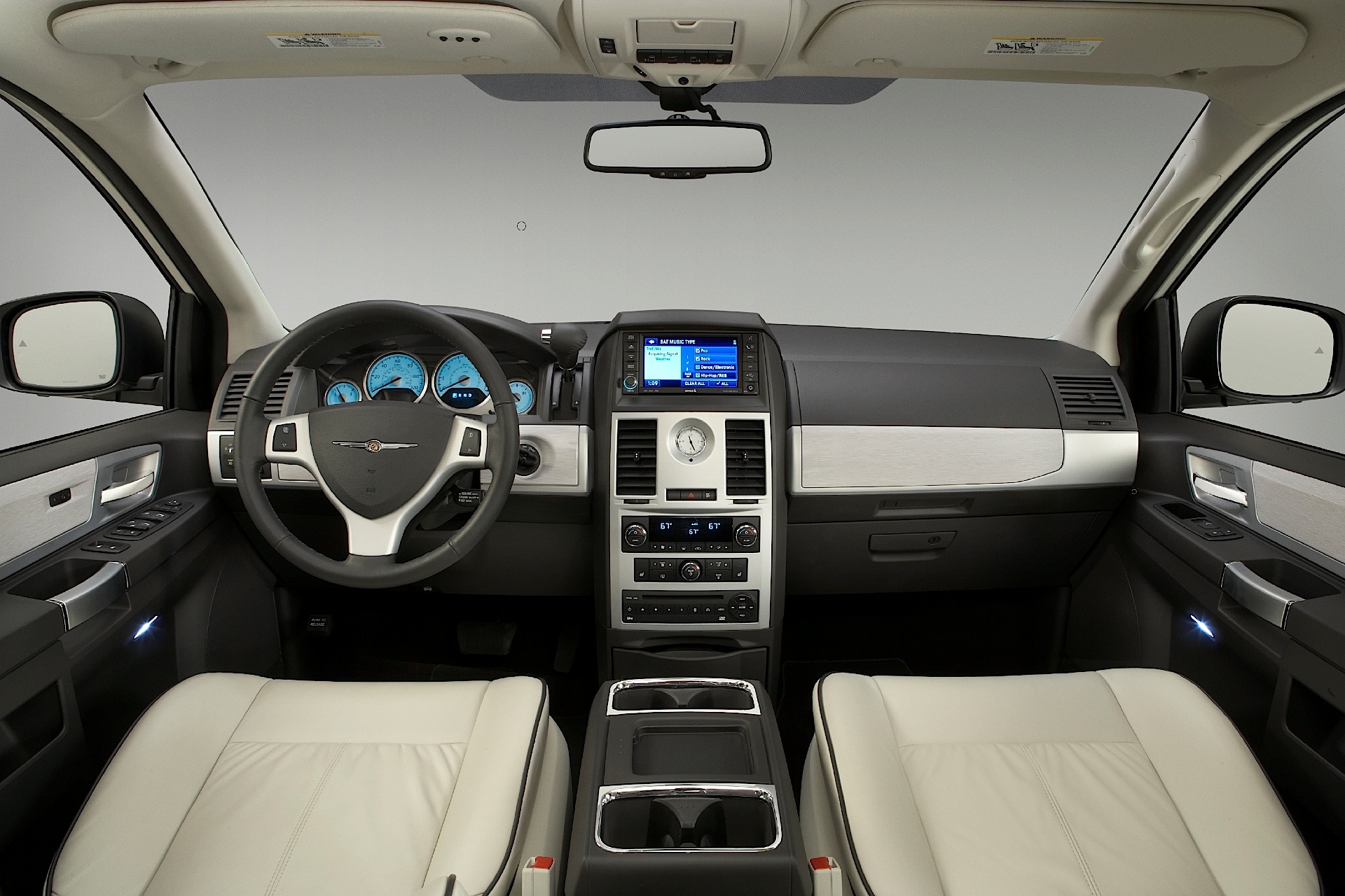 Размер колёс на Chrysler Town & Country 2007 Подбор шин на Chrysler Town & Country 2007