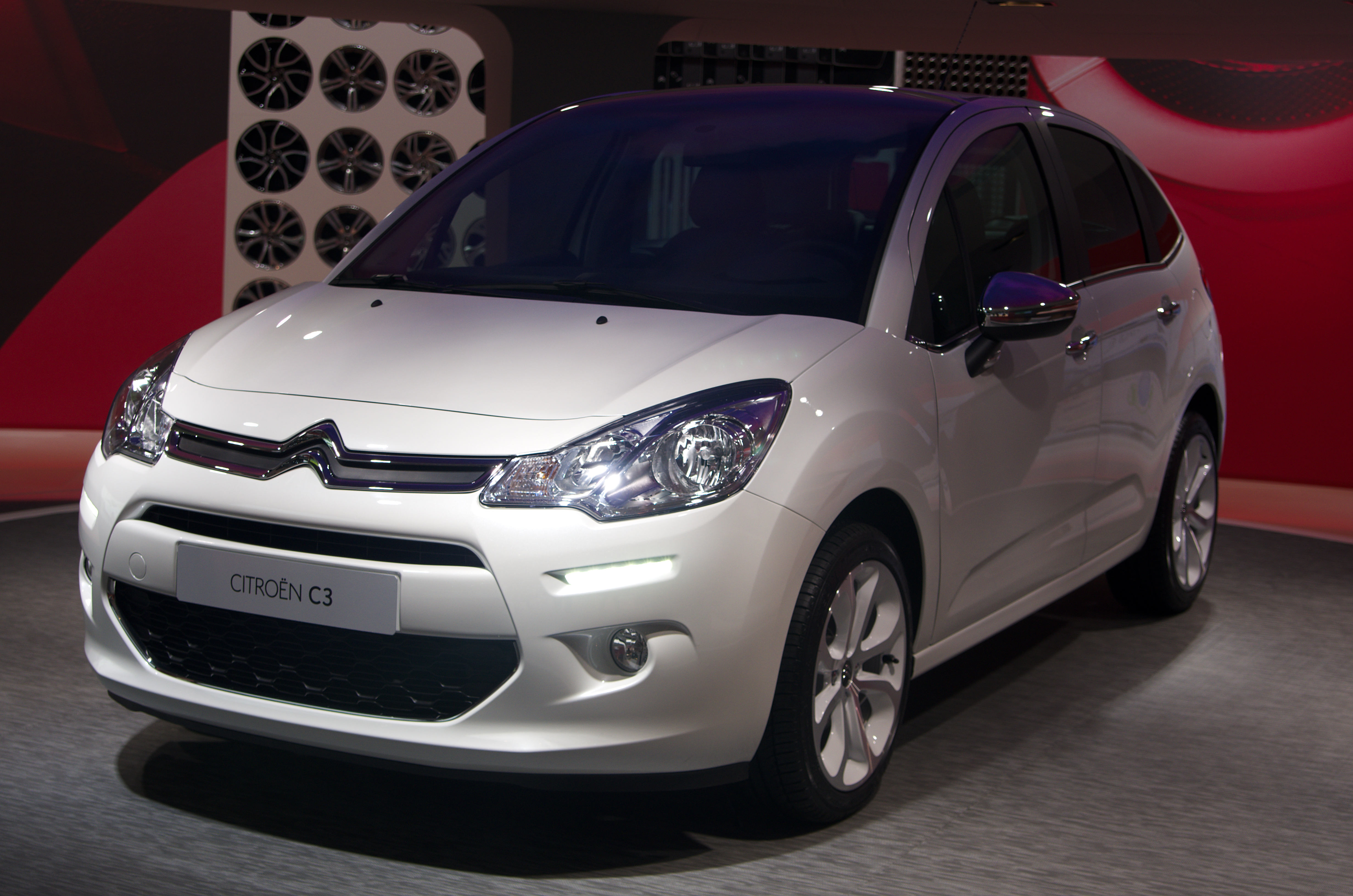 Размер колёс на Citroen C3 2013 Подбор шин на Citroen C3 2013
