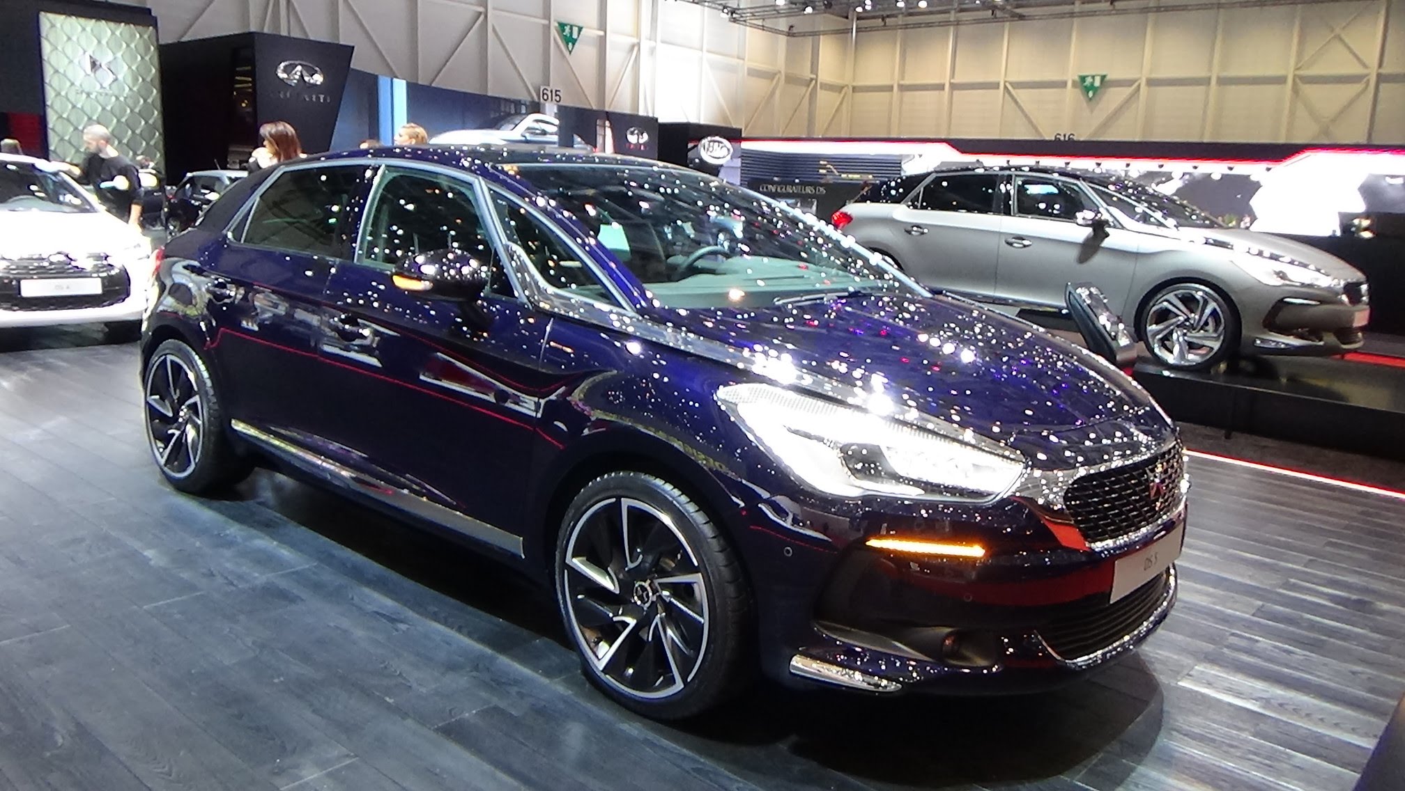 Размер колёс на Citroen DS5 2016 Подбор шин на Citroen DS5 2016