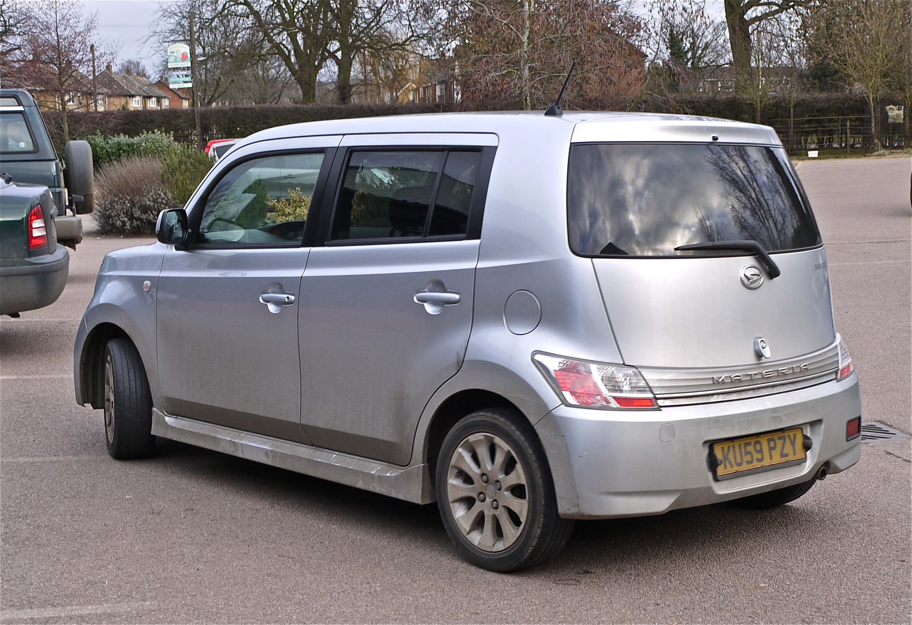 Размер колёс на Daihatsu Materia 2011 Подбор шин на Daihatsu Materia 2011