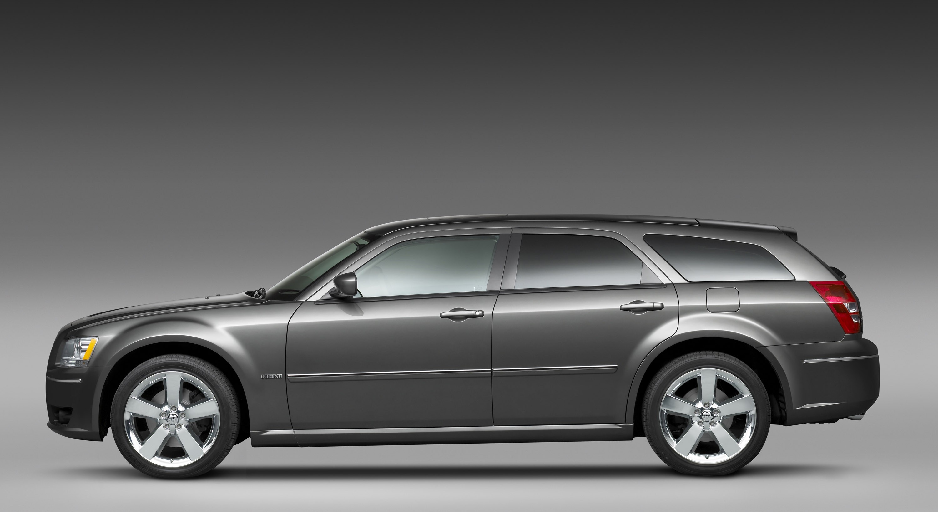 Размер колёс на Dodge Magnum 2008 Подбор шин на Dodge Magnum 2008