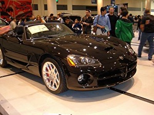 Размер колёс на Dodge Viper 2005 Подбор шин на Dodge Viper 2005