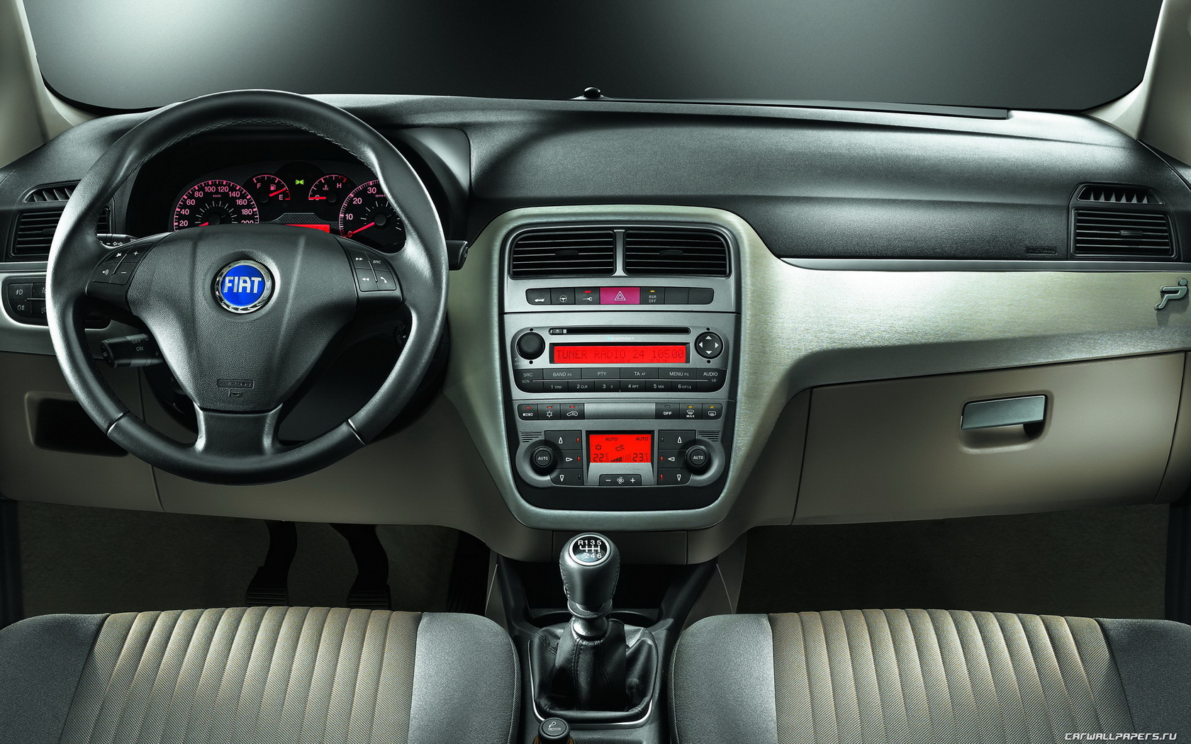 Размер колёс на Fiat Grande Punto 2005 Подбор шин на Fiat Grande Punto 2005