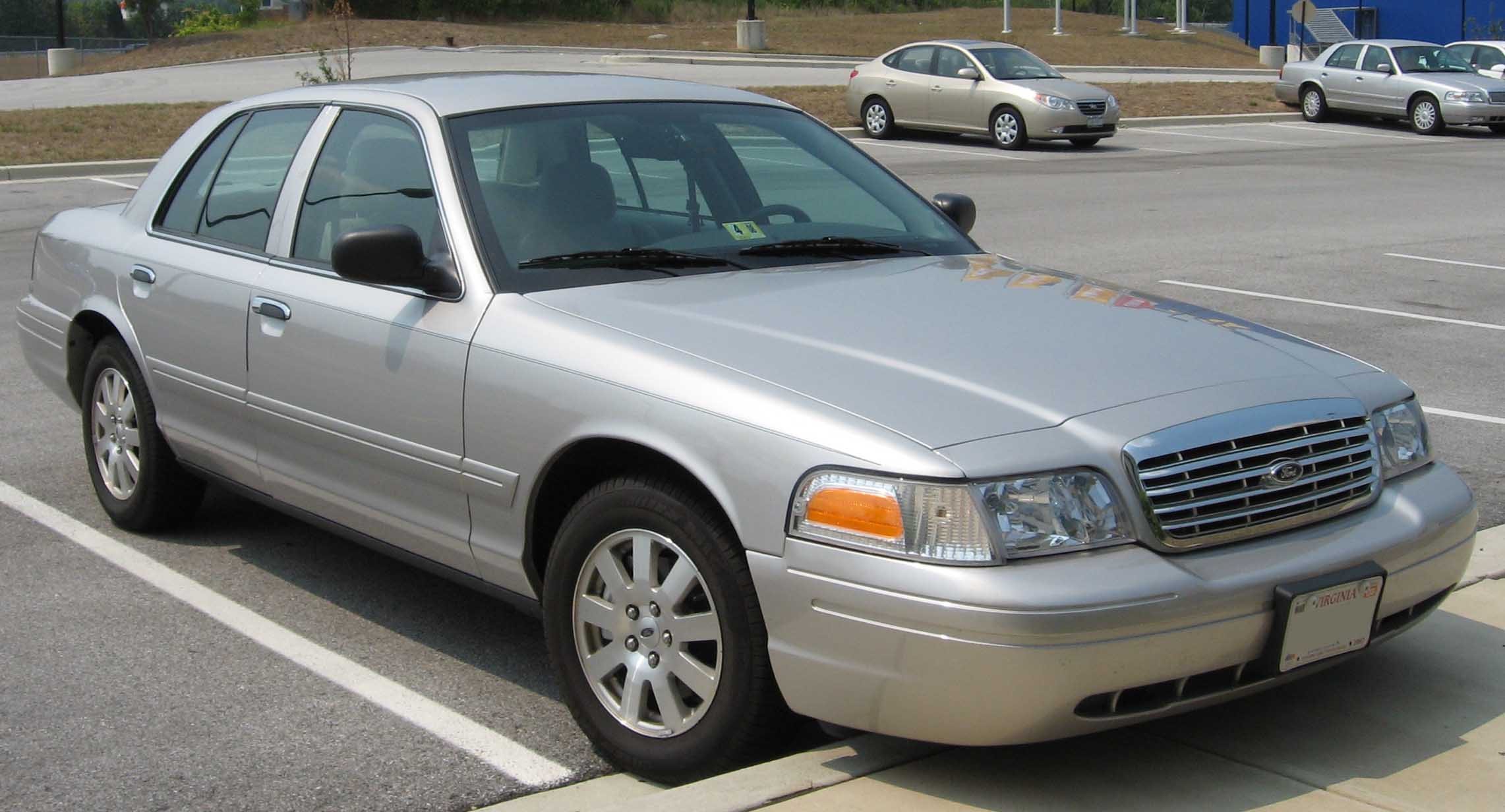 Размер колёс на Ford Crown Victoria 2008 Подбор шин на Ford Crown Victoria 2008