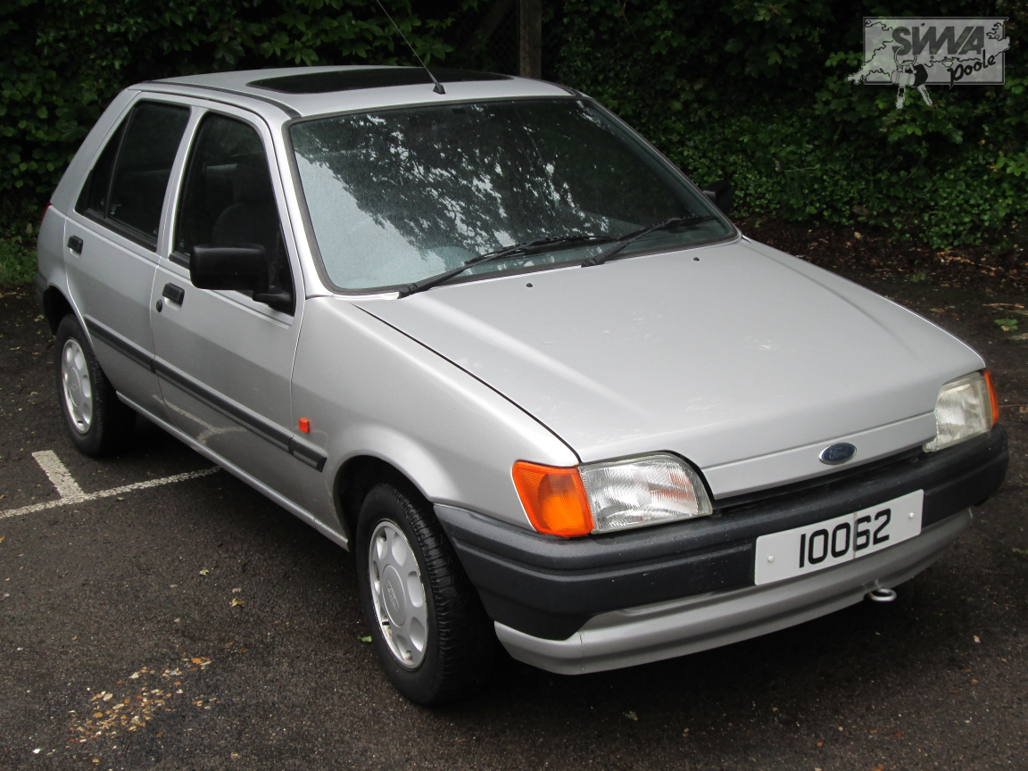 Размер колёс на Ford Fiesta 1989 Подбор шин на Ford Fiesta 1989