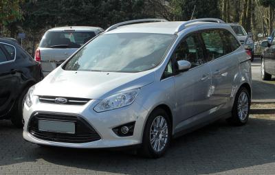 Размер колёс на Ford Grand C-MAX 2015 Подбор шин на Ford Grand C-MAX 2015