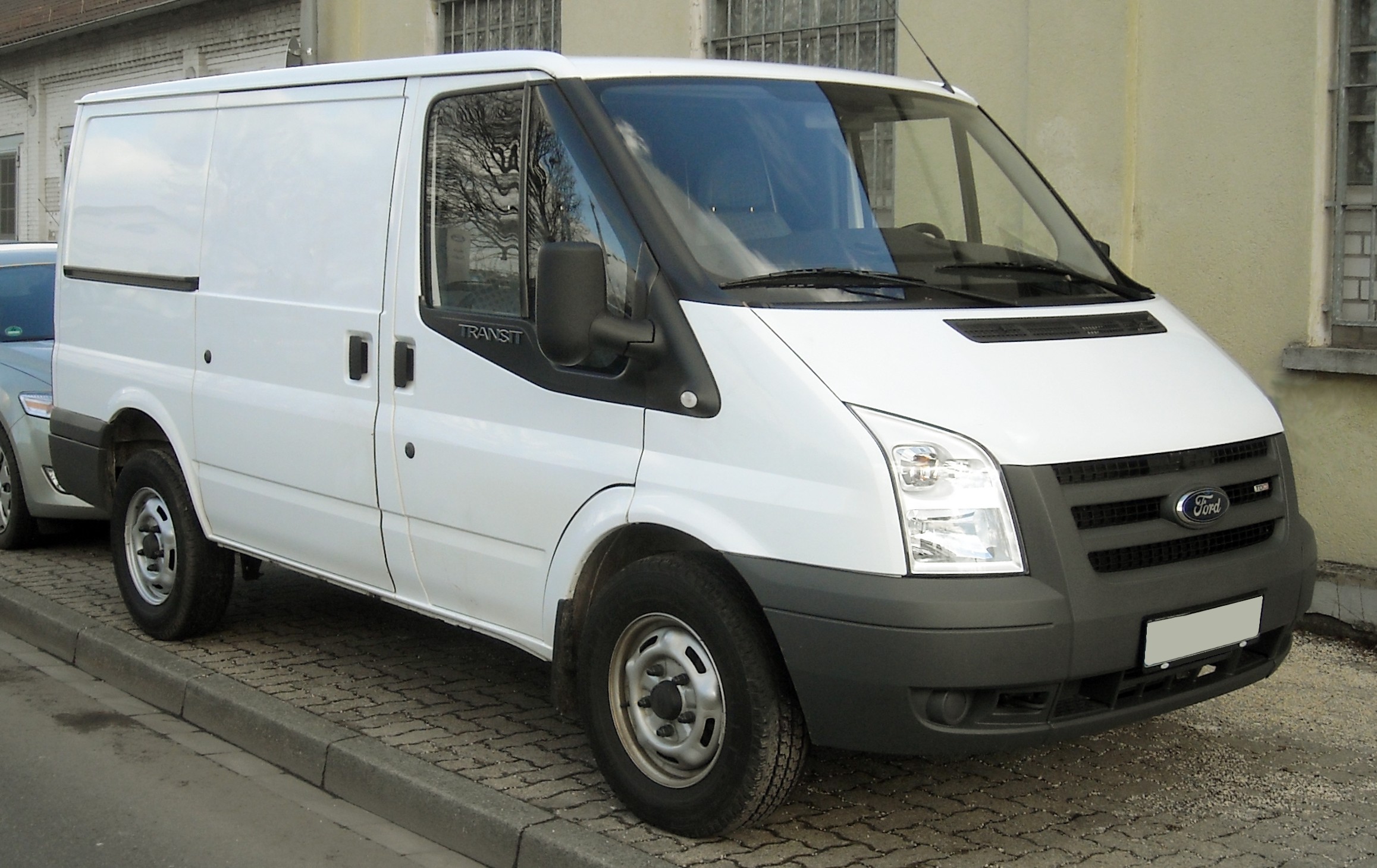 Размер колёс на Ford Transit 2008 Подбор шин на Ford Transit 2008