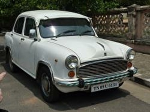 Размер колёс на Hindustan Ambassador 2004 Подбор шин на Hindustan Ambassador 2004