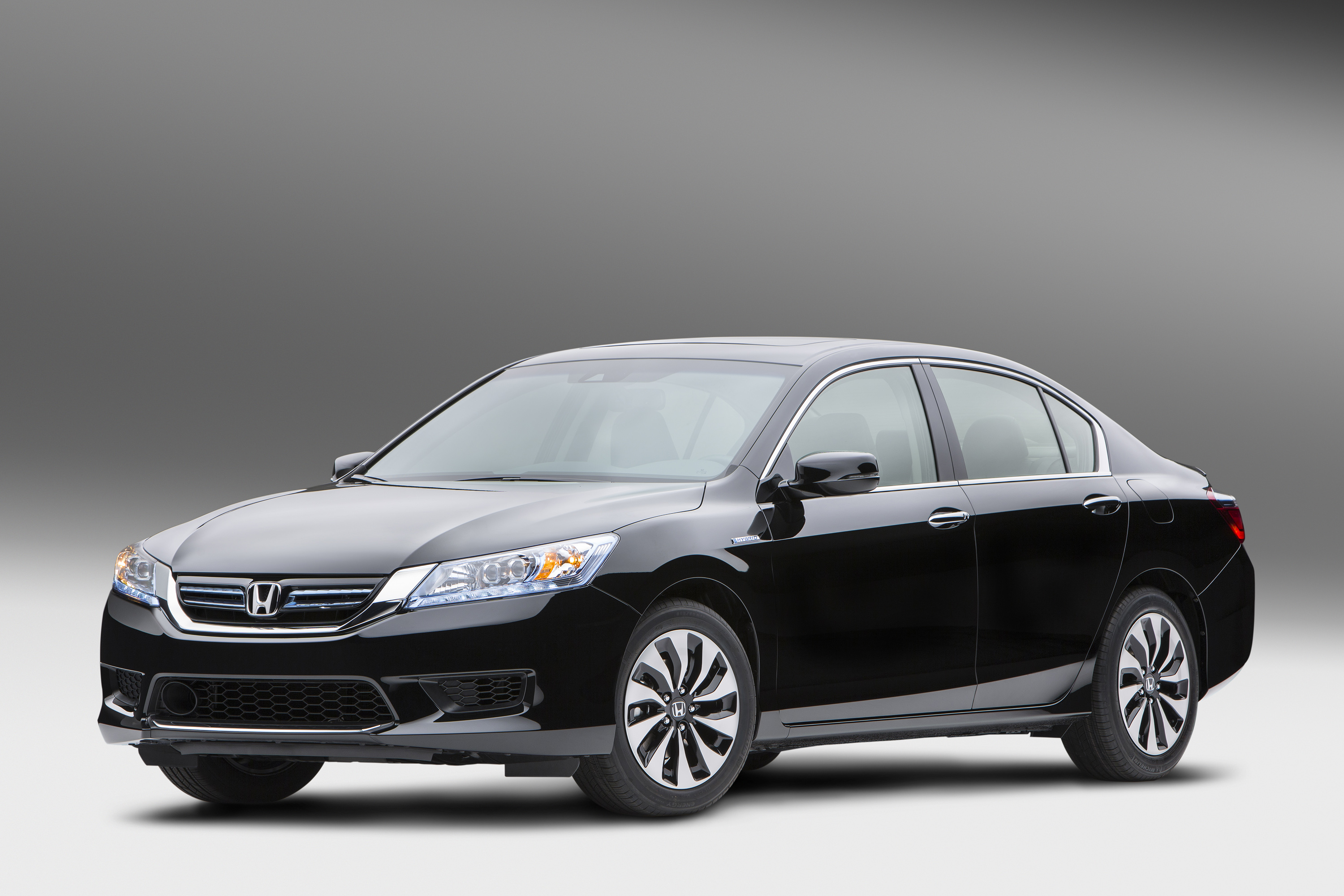 Размер колёс на Honda Accord 2014 Подбор шин на Honda Accord 2014