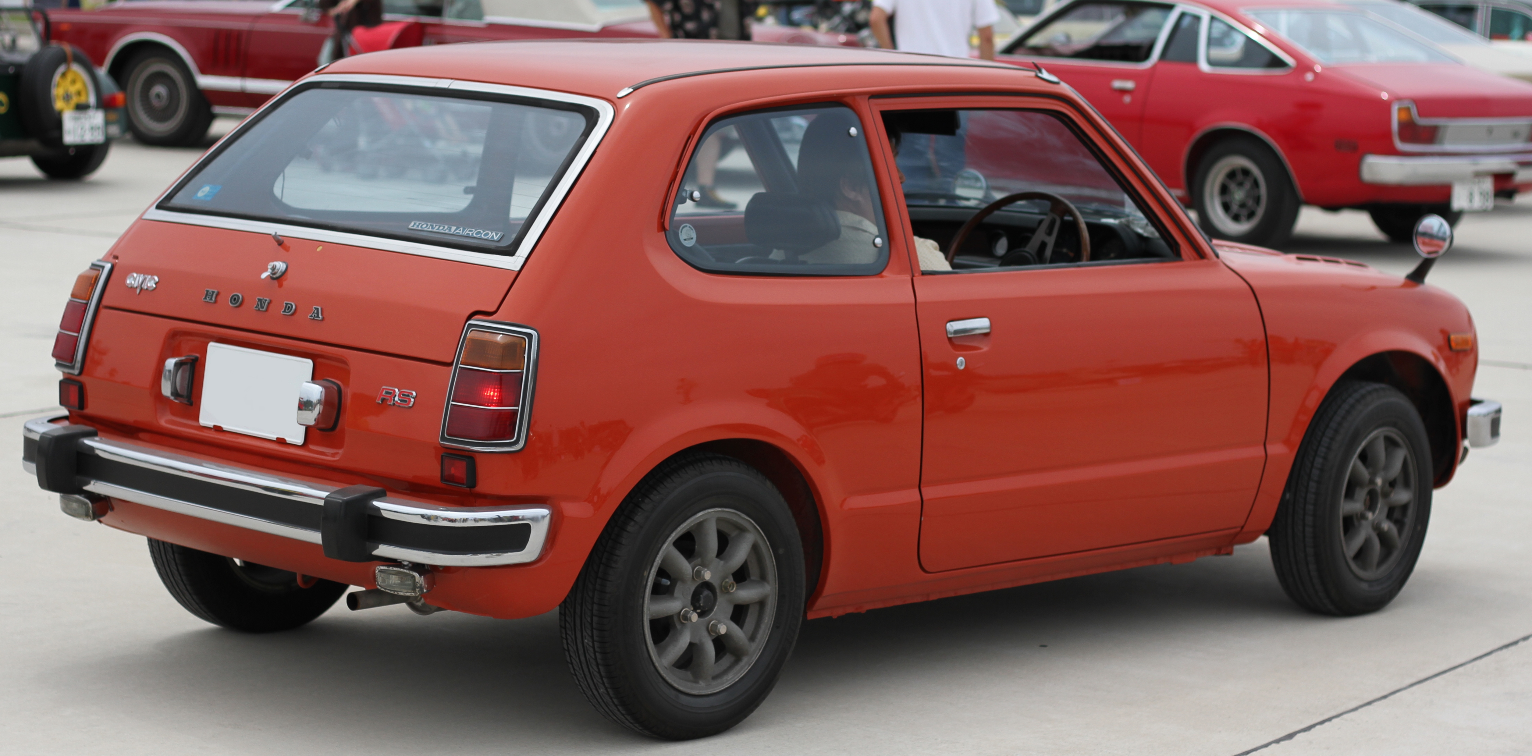Размер колёс на Honda Civic 1973 Подбор шин на Honda Civic 1973