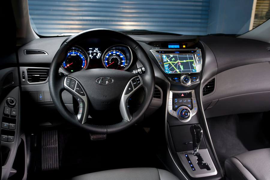 Размер колёс на Hyundai Elantra 2011 Подбор шин на Hyundai Elantra 2011