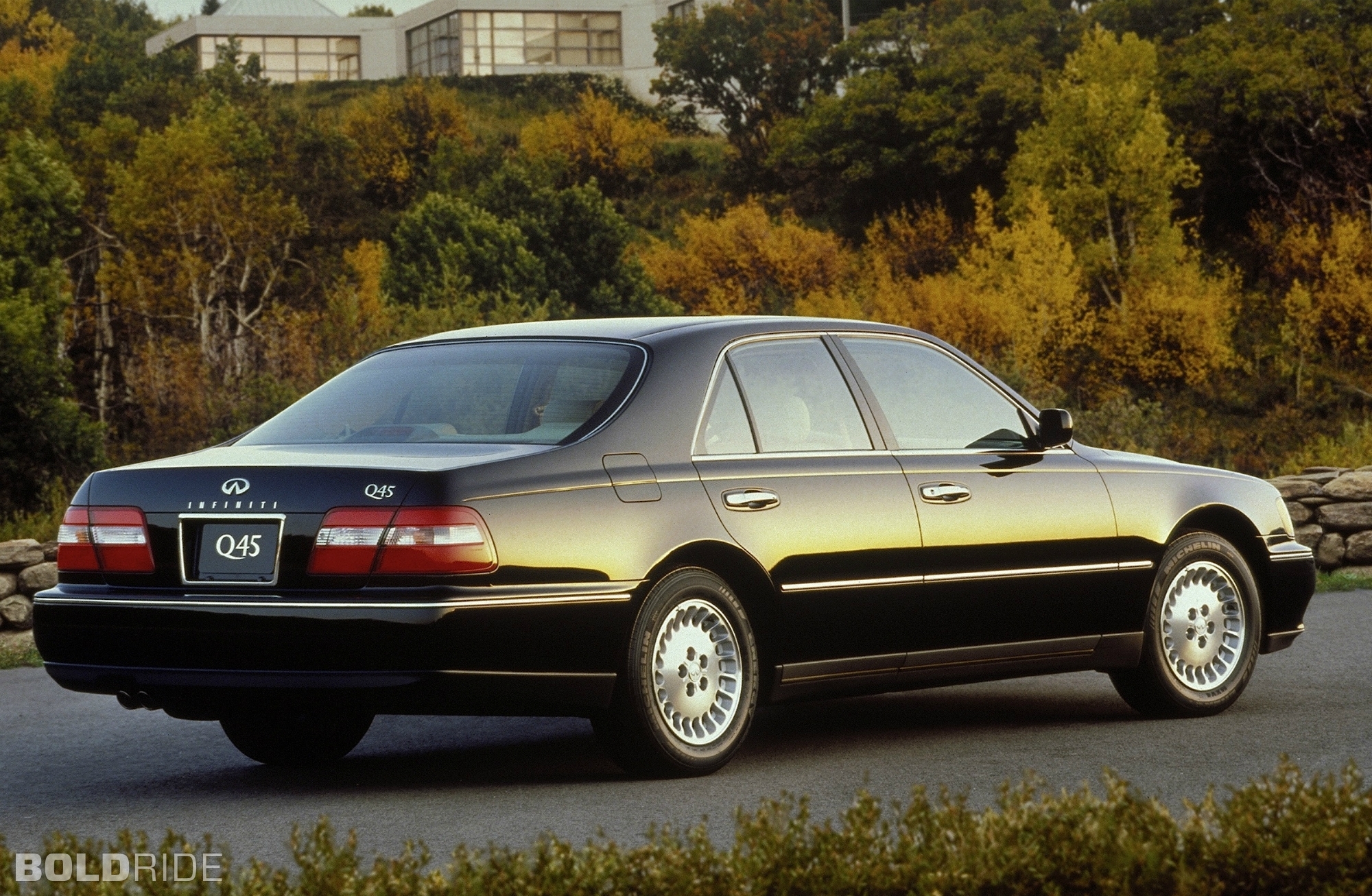 Размер колёс на Infiniti Q45 2000 Подбор шин на Infiniti Q45 2000