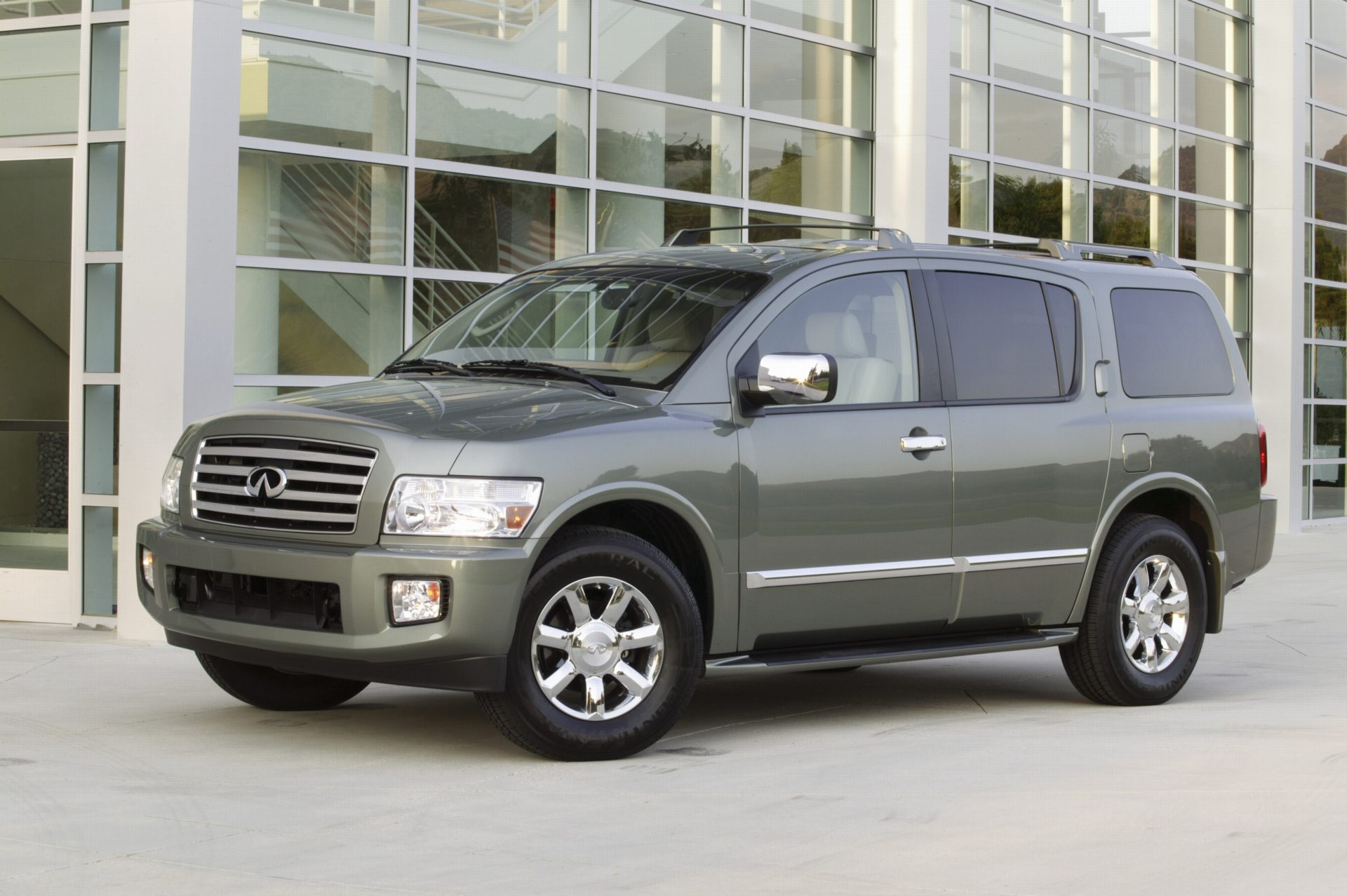 Размер колёс на Infiniti QX56 2007 Подбор шин на Infiniti QX56 2007
