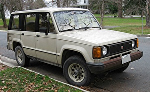 Размер колёс на Isuzu Trooper 1981 Подбор шин на Isuzu Trooper 1981