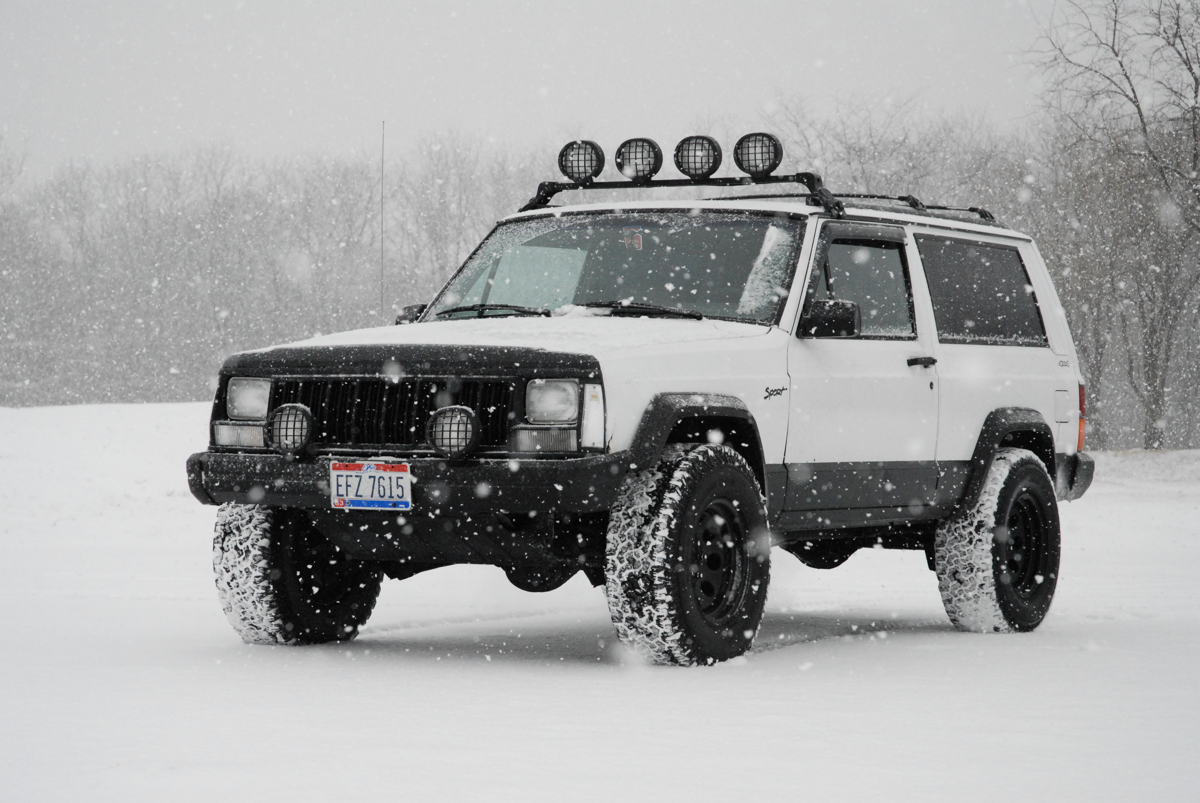 Размер колёс на Jeep Cherokee 1993 Подбор шин на Jeep Cherokee 1993