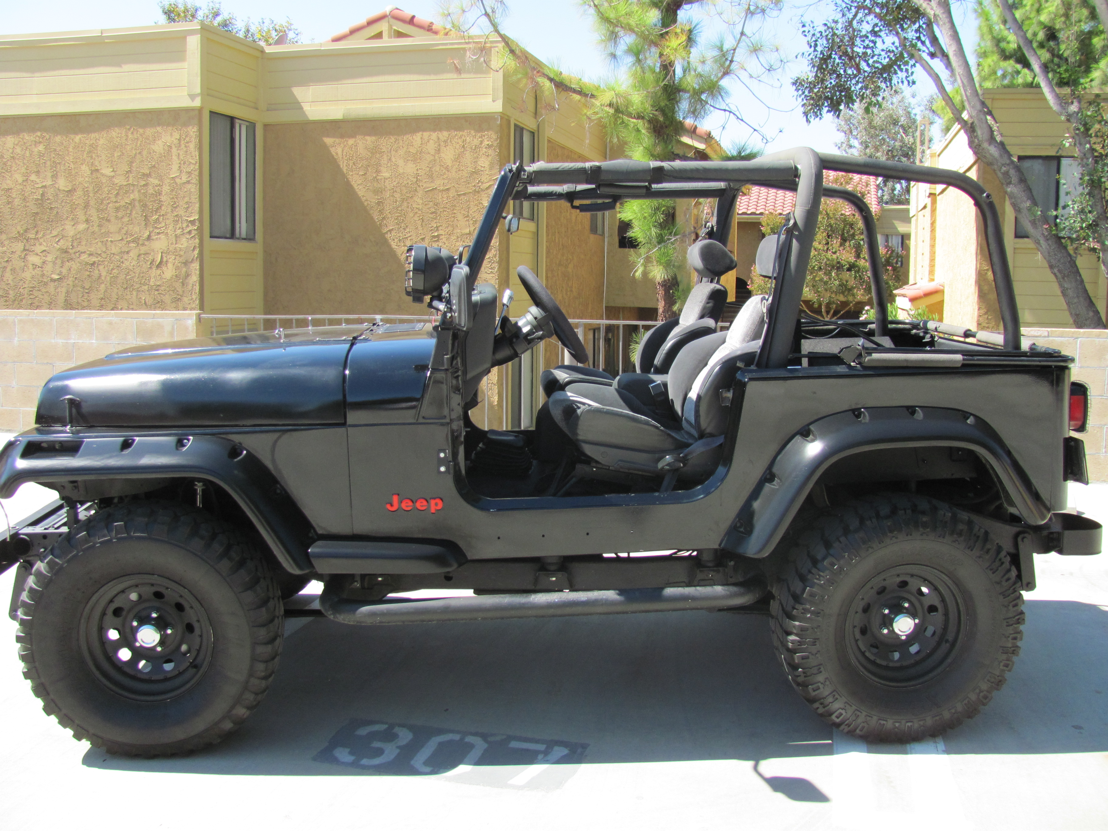 Размер колёс на Jeep Wrangler 1992 Подбор шин на Jeep Wrangler 1992