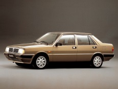 Размер колёс на Lancia Prisma 1988 Подбор шин на Lancia Prisma 1988
