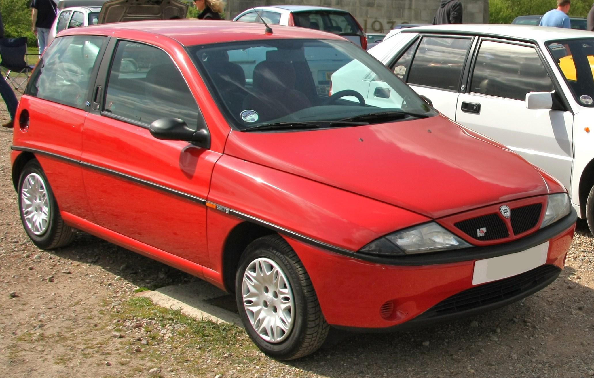 Размер колёс на Lancia Ypsilon 1996 Подбор шин на Lancia Ypsilon 1996