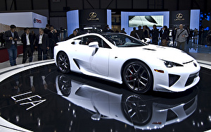 Размер колёс на Lexus LFA 2016 Подбор шин на Lexus LFA 2016