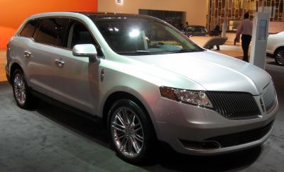 Размер колёс на Lincoln MKT 2013 Подбор шин на Lincoln MKT 2013
