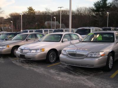 Размер колёс на Lincoln Town Car 2005 Подбор шин на Lincoln Town Car 2005
