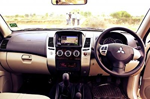 Размер колёс на Mitsubishi Pajero Sport 2013 Подбор шин на Mitsubishi Pajero Sport 2013