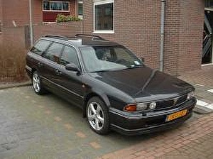 Размер колёс на Mitsubishi Sigma 1990 Подбор шин на Mitsubishi Sigma 1990