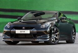 Размер колёс на Nissan GT-R 2015 Подбор шин на Nissan GT-R 2015