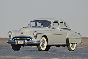 Размер колёс на Oldsmobile 88 1952 Подбор шин на Oldsmobile 88 1952