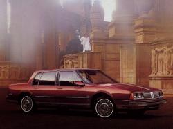 Размер колёс на Oldsmobile 98 1988 Подбор шин на Oldsmobile 98 1988