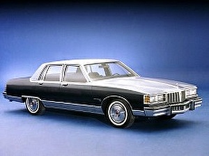Размер колёс на Pontiac Bonneville 1977 Подбор шин на Pontiac Bonneville 1977