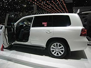 Подбор шин и дисков для автомобиля Toyota Land Cruiser 200. Шины на Toyota Подбор шин и дисков для автомобиля Toyota Land Cruiser 200. Шины на Toyota
