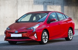 Размер колёс на Toyota Prius+ 2017 Подбор шин на Toyota Prius+ 2017