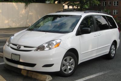 Размер колёс на Toyota Sienna 2009 Подбор шин на Toyota Sienna 2009