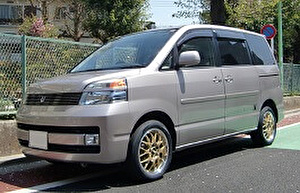 Размер колёс на Toyota Voxy 2003 Подбор шин на Toyota Voxy 2003