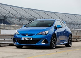 Размер колёс на Vauxhall Astra VXR 2015 Подбор шин на Vauxhall Astra VXR 2015