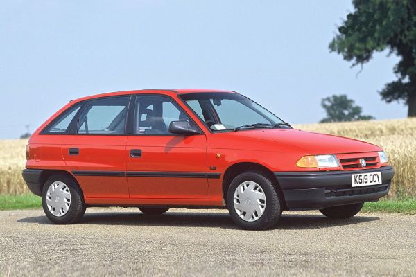 Размер колёс на Vauxhall Astra 1992 Подбор шин на Vauxhall Astra 1992