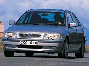 Размер колёс на Volvo S40 1996 Подбор шин на Volvo S40 1996