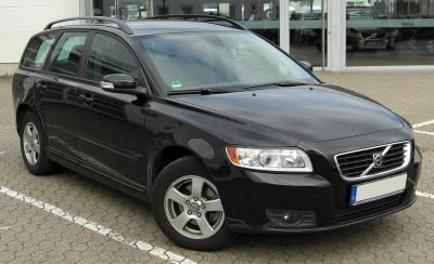 Размер колёс на Volvo V50 2010 Подбор шин на Volvo V50 2010