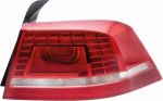Hella 2SK 010 746-041 задний фонарь на VW PASSAT ALLTRACK (365)