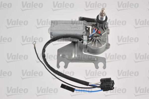 Valeo 579084 двигатель стеклоочистителя на PEUGEOT 205 II (20A/C)
