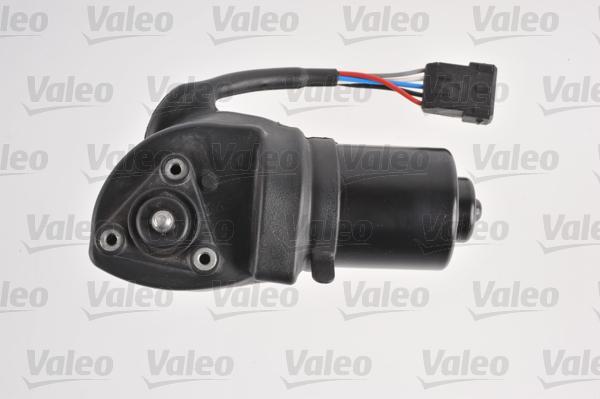 Valeo 579243 двигатель стеклоочистителя на PEUGEOT 406 (8B)